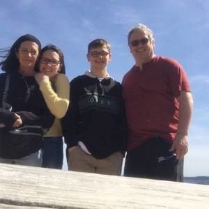 Meet your Posher, Michel